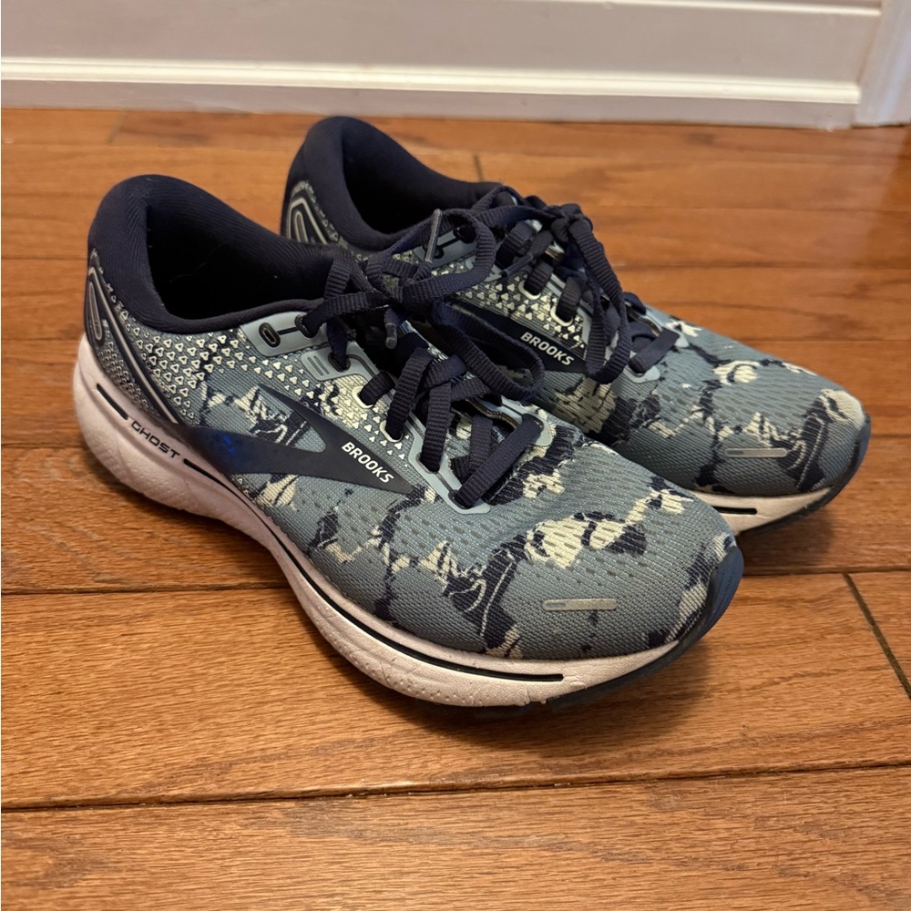 Brooks Ghost 14- Blue Camo Women’s size 7.5